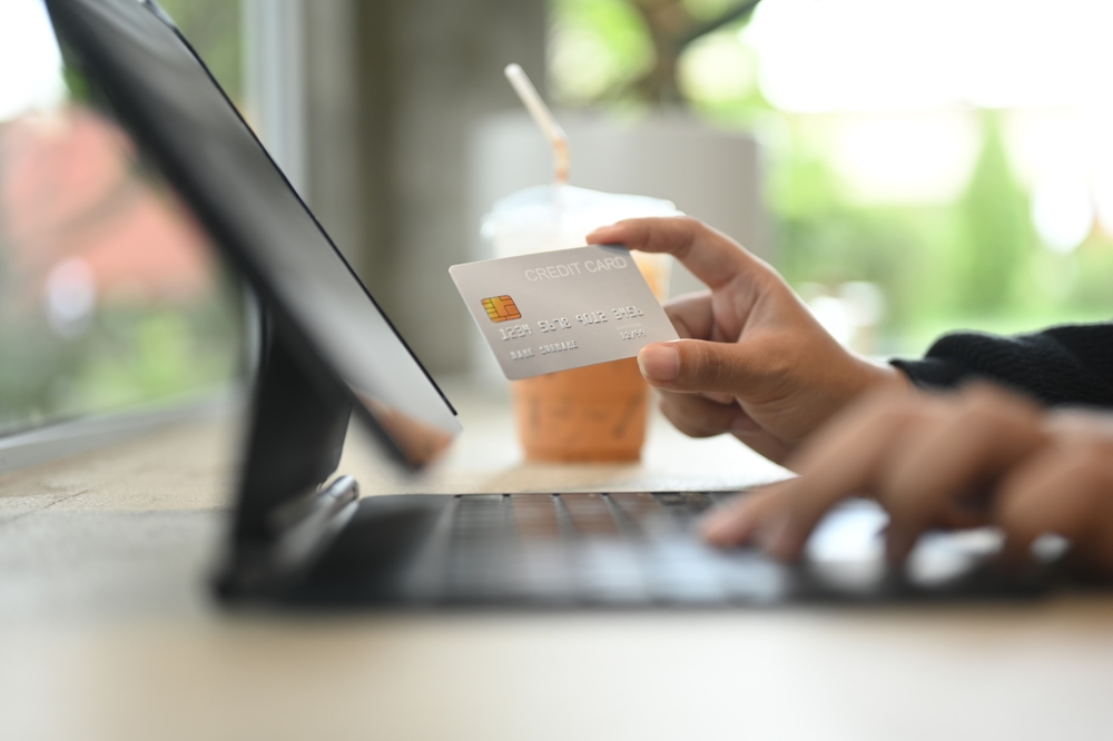 transferring-money-online