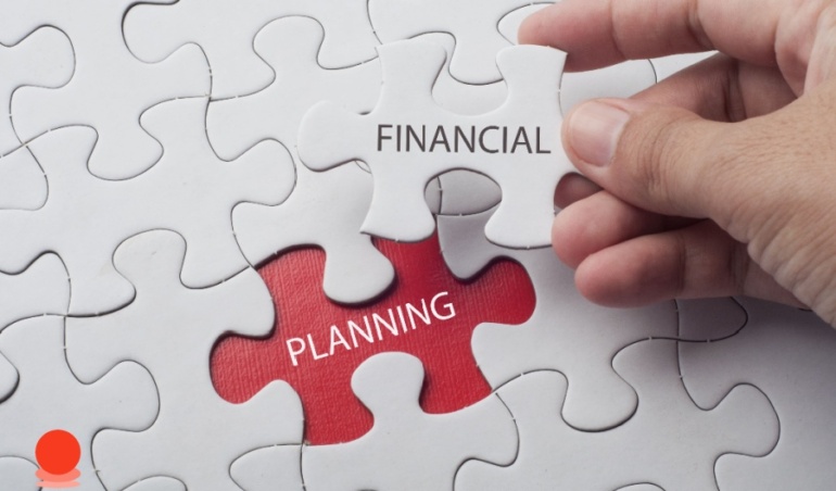 Financial-Planning-for-Long-Term-International-Stays