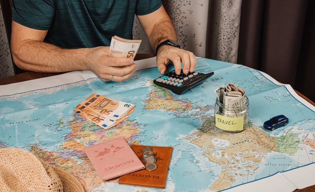 money tips for travellers