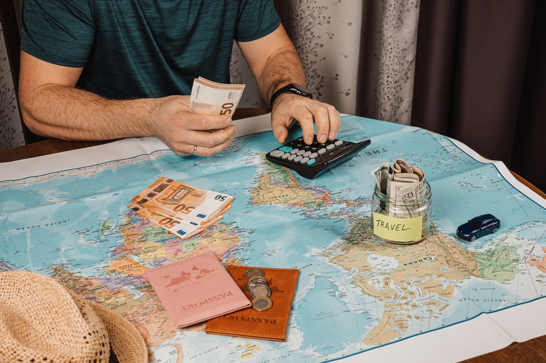 money tips for travellers