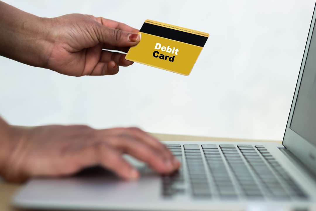 prepaid vs debit cards