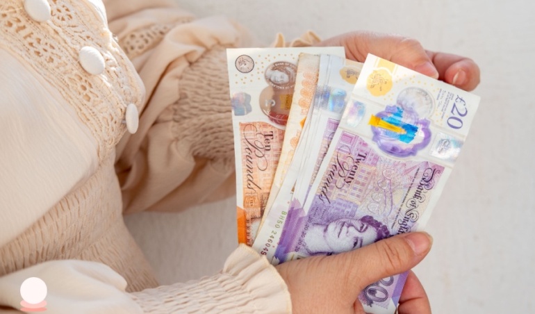 UK-Currency-Guide-Pounds-Quid-and-Transfers